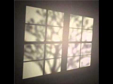 Bing Crosby - Shadow Waltz