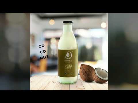 Wood pressed coconut oil, packaging type: glass bottles and ...