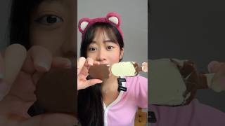 Download lagu A NEW WAY TO EAT ICE CREAM!! SO FUN!!! mp3 Download lagu A NEW WAY TO EAT ICE CREAM!! SO FUN!!! mp3