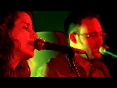 Daniela & Ben Spector :: Cut it out :: Live