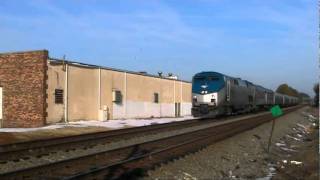 preview picture of video 'Amtrak 24, 95 Northeast Regional, Southbound, Hermatage Rd, Richmond, December 30, 2010'