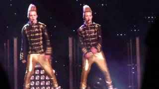 Jedward - Manchester 20/11 - Everybody