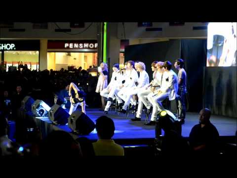 [FanCam] ZE:A Dongjun sexy dance Manila