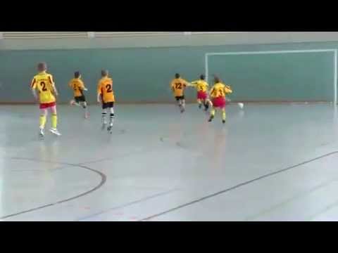 SG Schorndorf - SC Weinstadt 3:2 Bezirkshallenendrunde F-Jugend Fußball.mp4