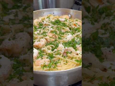 Lemon Garlic Shrimp Pasta