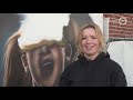 Streetart over 75 jaar vrijheid kleurt Stadsplein in 's-Heerenberg