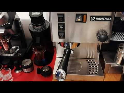 Rancilio Silvia v3(after heating element conversion) and G-Iota/DF64 grinder test shot