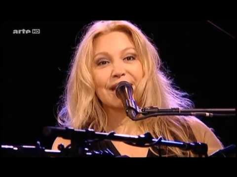 Conheça o Talento da Pianista Brasileira Eliane Elias