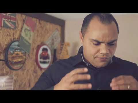 Josias e Talita - Conversa Com Deus (Clip Oficial)