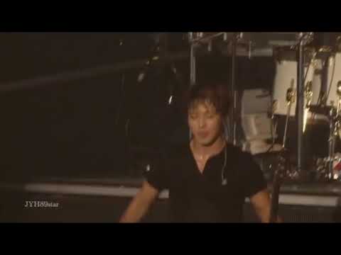 CNBLUE - WAKE UP (BETWEEN US SEOUL CONCERT)