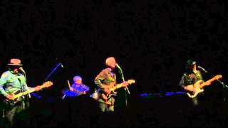 Television : Torn Curtains live Paris