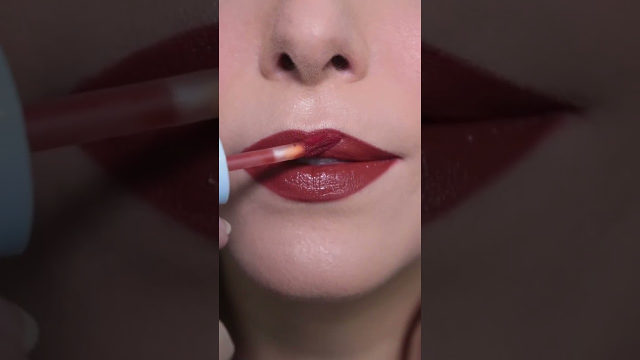 O batom marrom perfeito existe 🤎