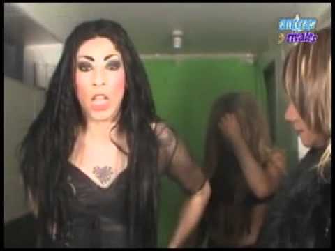 FAUSTO AMIGAS Y RIVALES  2011  TU NO MERECES SER SALVADA BACK 13