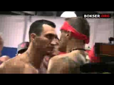 Wladimir Klitschko vs Mariusz Wach stare down at the official weigh in