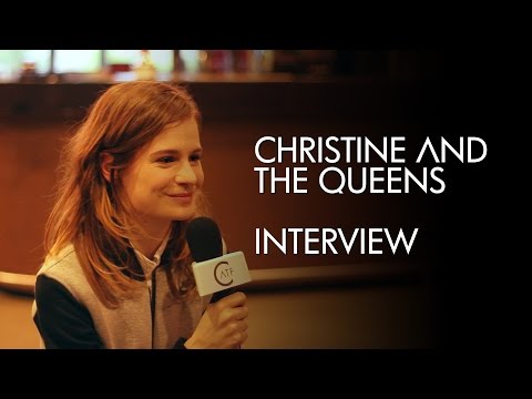 Christine and the Queens : interview par les fans