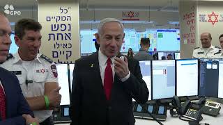 ראש הממשלה נתניהו בבנק הדם של מגן דוד אדום: "מה שאתם עושים - אין דבר כזה בעולם. אתם מצילים חיים." (עדכוני משרד ראש הממשלה) - התמונה מוצגת ישירות מתוך אתר האינטרנט יוטיוב. זכויות היוצרים בתמונה שייכות ליוצרה. קישור קרדיט למקור התוכן נמצא בתוך דף הסרטון