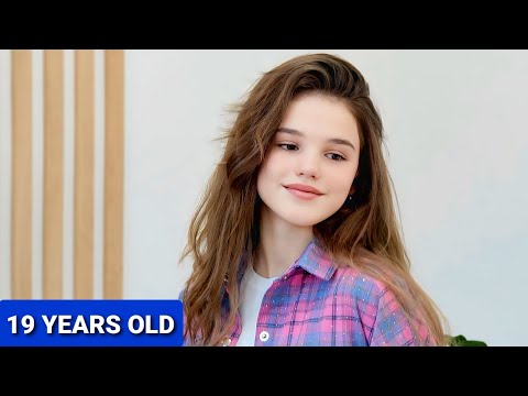 Cute Actress