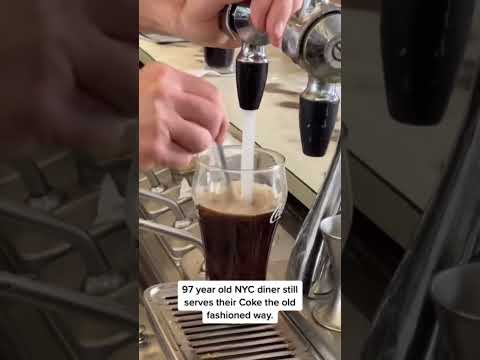 This 97 year old diner in NYC serves Coca Cola the old fashioned way… #shorts