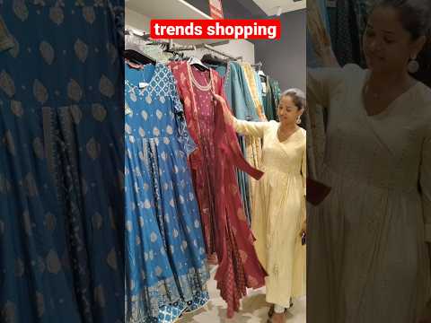 Now a days shopping in reliance trends😜  #trends #ajiohaul #shoppingonline #trending #viralvideo