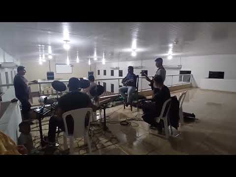 Ensaiando com os músicos de Nova Bandeirantes Mato Grosso louvor quero voltar ao primeiro amor