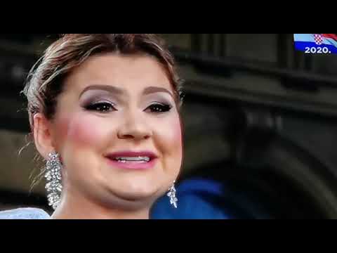 Lana Kos canta en la Ópera de Zagreb en coronavirus el 30 de mayo de 2020