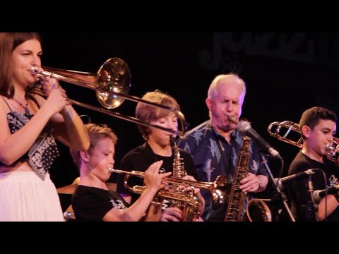 2021 Muskrat Ramble ( SANT ANDREU DIXIE BAND & SCOTT HAMILTON, ANASTASIA IVANOVA AND CARLA MOTIS )
