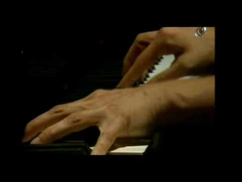 Martha Argerich & Nelson Freire / Rachmaninoff - Suite for two pianos 2/3