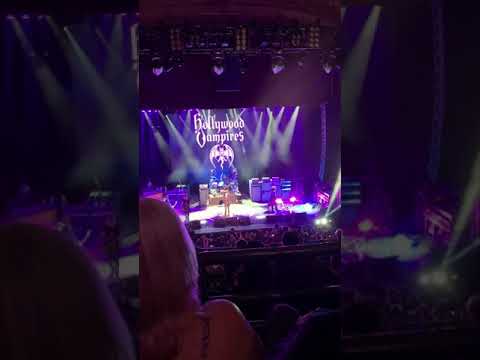 5/12/19 “Train Kept A’ Rollin” The Hollywood Vampires at The Warfield