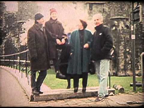 La Famille Ashtari (1999) by Gérard Courant - Portrait de groupe #219