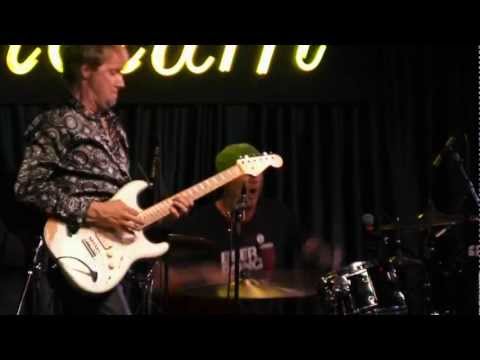 CHAD SMITH'S BOMBASTIC MEATBATS "THE GUNBOAT" Live @ Iridium, NYC 720