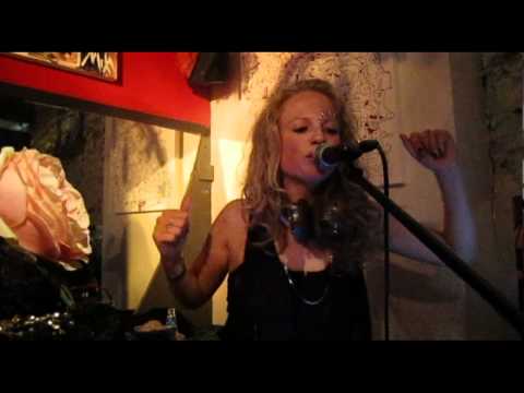 Gia Mellish @ cirque excentrique 05-05-2012