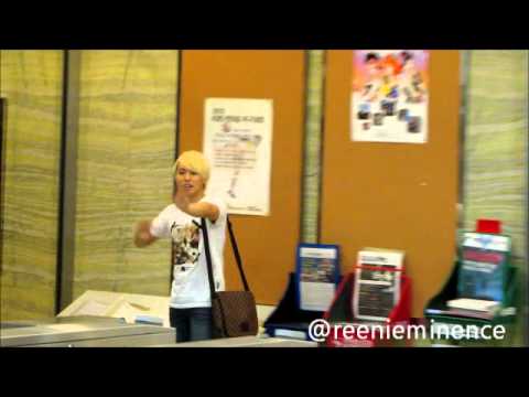 [Fancam] 170712 sungmin waving at kbs lobby after sukira kiss the radio