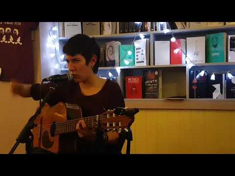 Que se cuelan -Eva Sierra en El refugio del poeta.