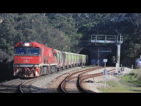 Streamliner leads SCT Freight & Last of Sadleirs Vans - Spring Freight Trains in the Adelaide Hills