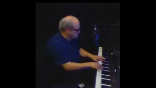 Lunch hour no-stress piano hymns