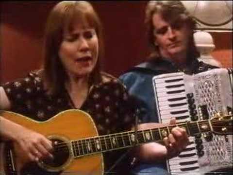 Iris DeMent - Sweet Is The Melody