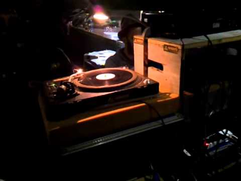 GET UP CHANT! Ras Digby on Mic & Selection!