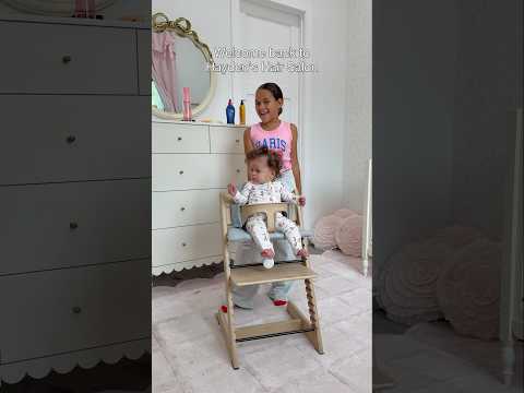 Hayden's hair salon is my new favorite thing😂💖#sisters #hair #curlyhair #family #hairstyles