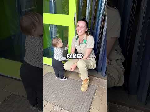 This Smart Baby Fooled the Zookeeper 😎