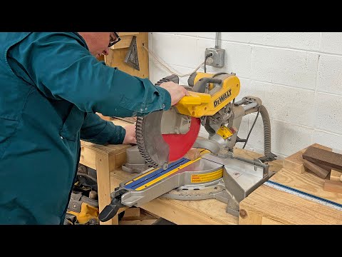 DEWALT Sliding Compound Miter Saw, 12 Inch DWS779 Review