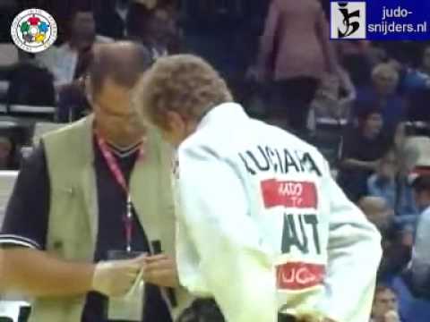 Judo 2009 Paris: Dracius (FRA) - Kuciara (AUT) [-73kg].