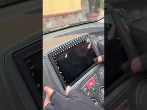 Installazione Fiat Panda, Autoradio Android #android #androidcarplay #ferrarostore #car #diy