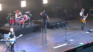 Skillet - Open Wounds (Stadium Live 04.11)