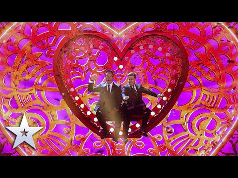 Moulin Rouge open the Semi-Finals with SPECTACULAR performance | Semi-Finals | BGT 2022