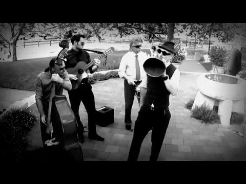 1920's Music - All That Jazz Band plays "Sweet Georgia Brown" using Megaphone