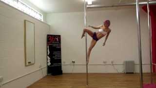 Robyn Rooke - Pole Dancing Combos
