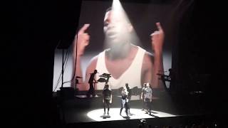 LIVE 2015 - Christine and the Queens - No Harm Is Done ft. Tunji Ige