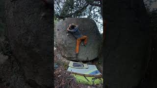 Video thumbnail of Problem 1 (L'entrada), 6a+ (sit). Can Bruguera