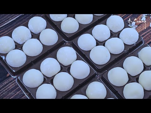 How to make soft and chewy green bean buns is very easy and simple.