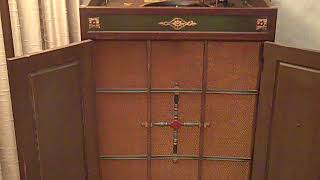 BESSIE SMITH -THERE&#39;LL BE A HOT TIME IN THE OLD TOWN TONIGHT - ROARING 20&#39;S VICTROLA 8-9